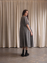 Load image into Gallery viewer, Nina - B&W