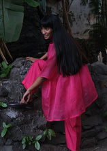 Load image into Gallery viewer, Alana - Hot pink