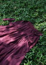 Load image into Gallery viewer, Scarlet