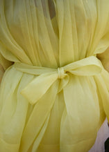 Load image into Gallery viewer, Avril