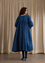 Load image into Gallery viewer, Irisa - Tarp