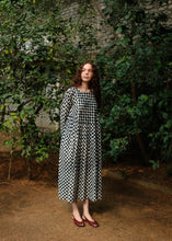 Load image into Gallery viewer, Marlow