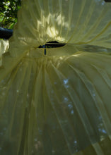 Load image into Gallery viewer, Avril