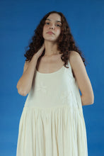 Load image into Gallery viewer, Daphne