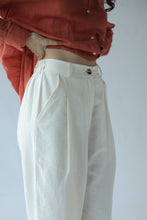 Load image into Gallery viewer, Spector