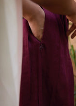 Load image into Gallery viewer, Scarlet
