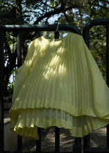 Load image into Gallery viewer, Avril
