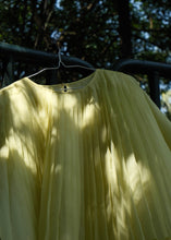 Load image into Gallery viewer, Avril
