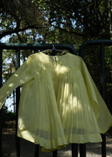 Load image into Gallery viewer, Avril
