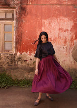 Load image into Gallery viewer, Scarlet
