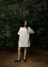 Load image into Gallery viewer, Kelly
