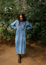 Load image into Gallery viewer, Cynthia - Mason Blue
