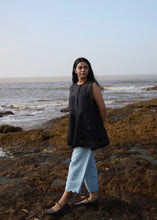 Load image into Gallery viewer, Gia
