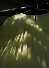 Load image into Gallery viewer, Avril
