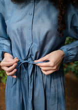 Load image into Gallery viewer, Cynthia - Mason Blue

