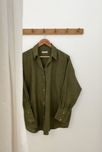 Load image into Gallery viewer, Basic Shirt - Olive
